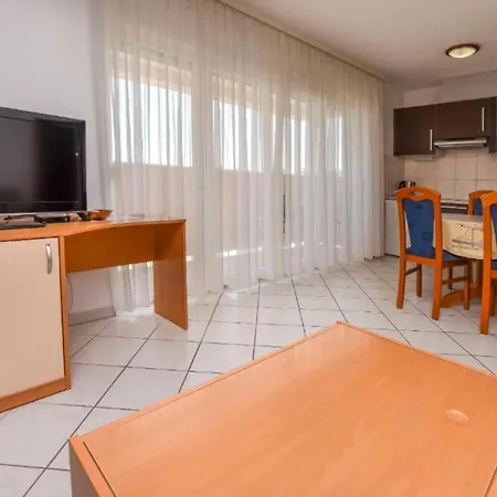 Apartmán Aurel Suites-two Bedroom With Balcony *