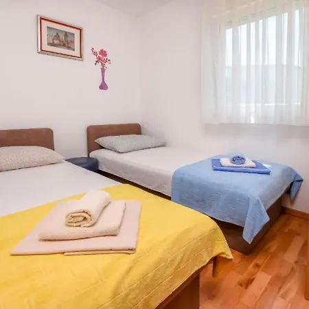 Aurel Suites-two Bedroom With Balcony *