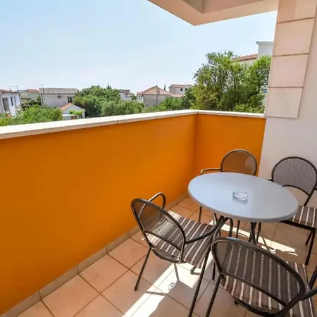 아파트 Aurel Suites-two Bedroom With Balcony